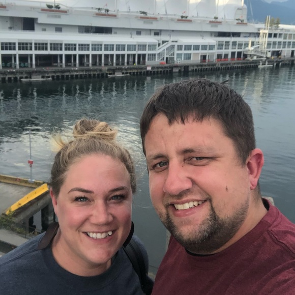 Meet your Posher, Dawn - Picture 3 of 3